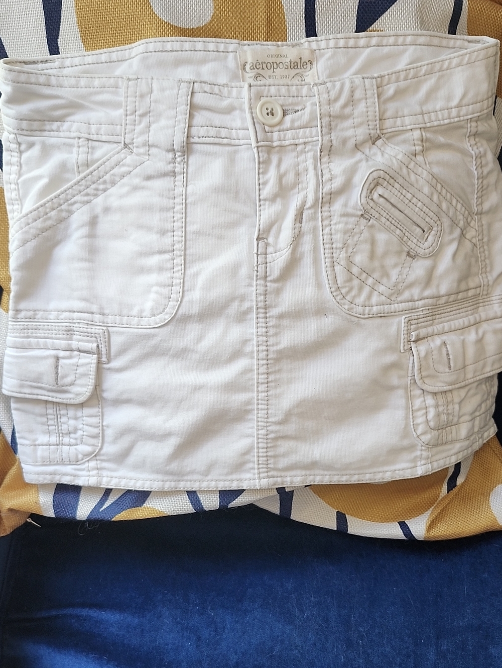 Denim, Creamy Winter White,  Not Pure White. Aeropostale Size 0  Denim Skirt.